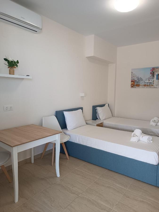 Navarino Luxe Suites With Sea View Peraía 외부 사진